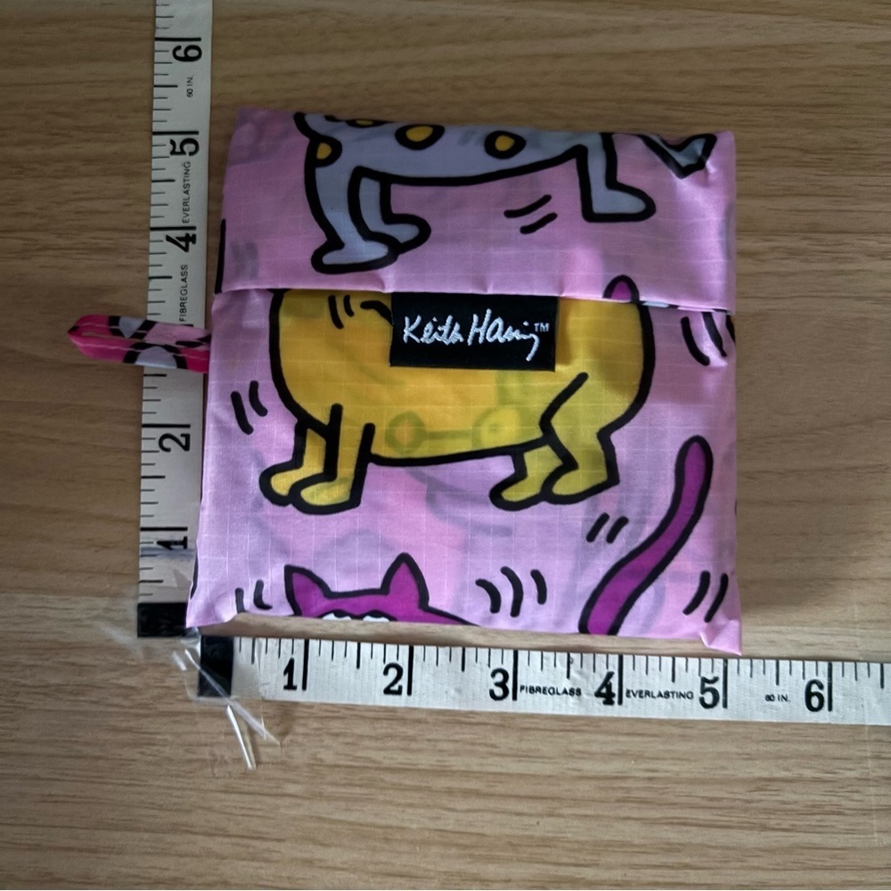 BAGGU x KEITH HARING PETS Standard Size Pink Reusable Foldable Tote Bag - Picture 4 of 5